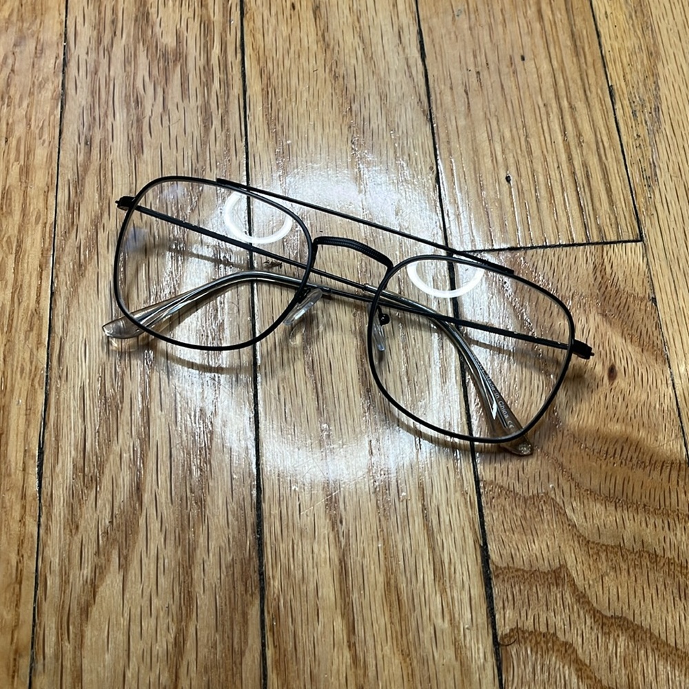 Black clear aviators 😍😍🔥🔥 - Picture 2 of 4
